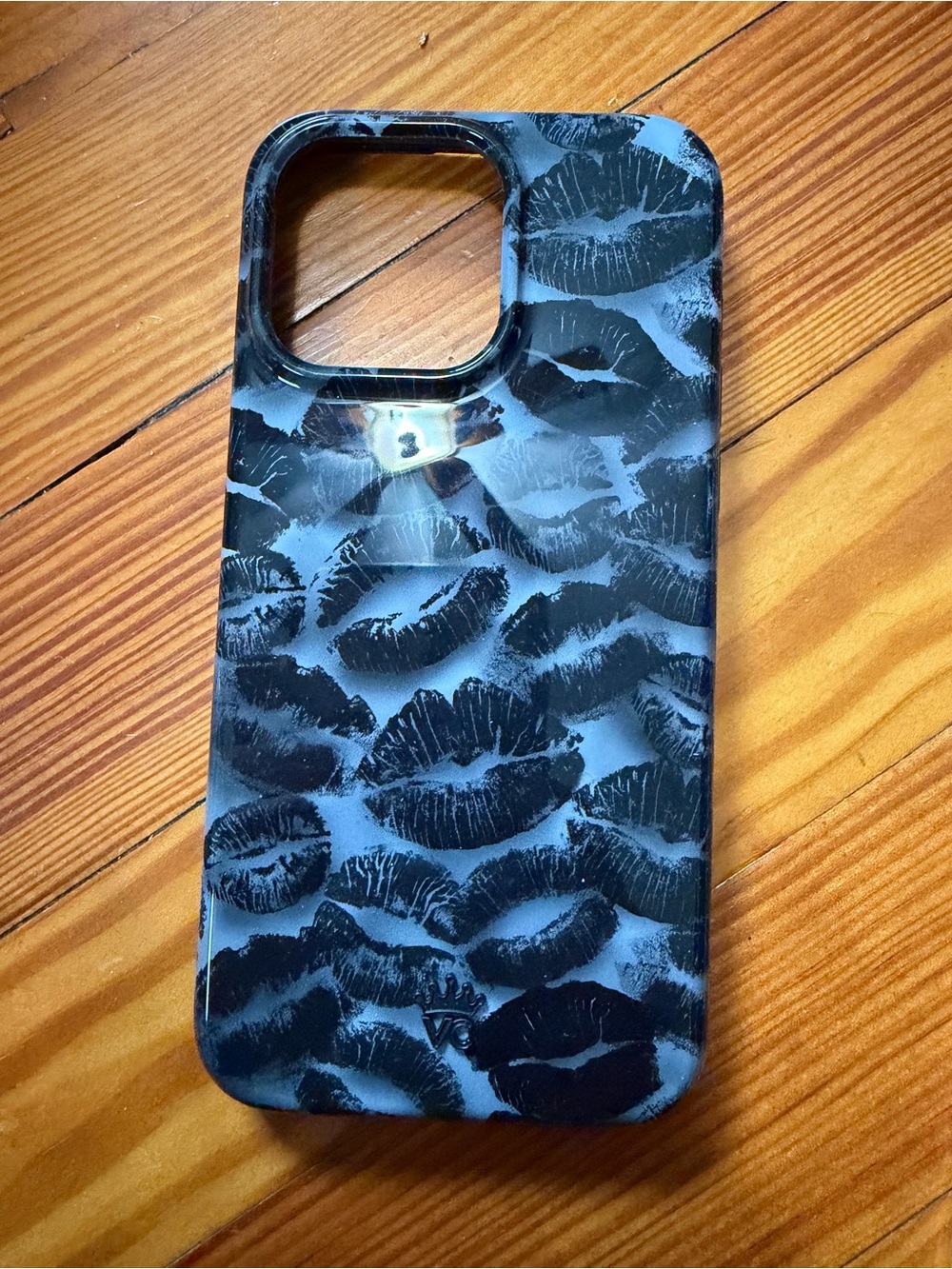Black Kiss Print Phone Case - Unbranded